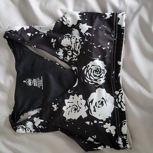 Senita sports bra size small